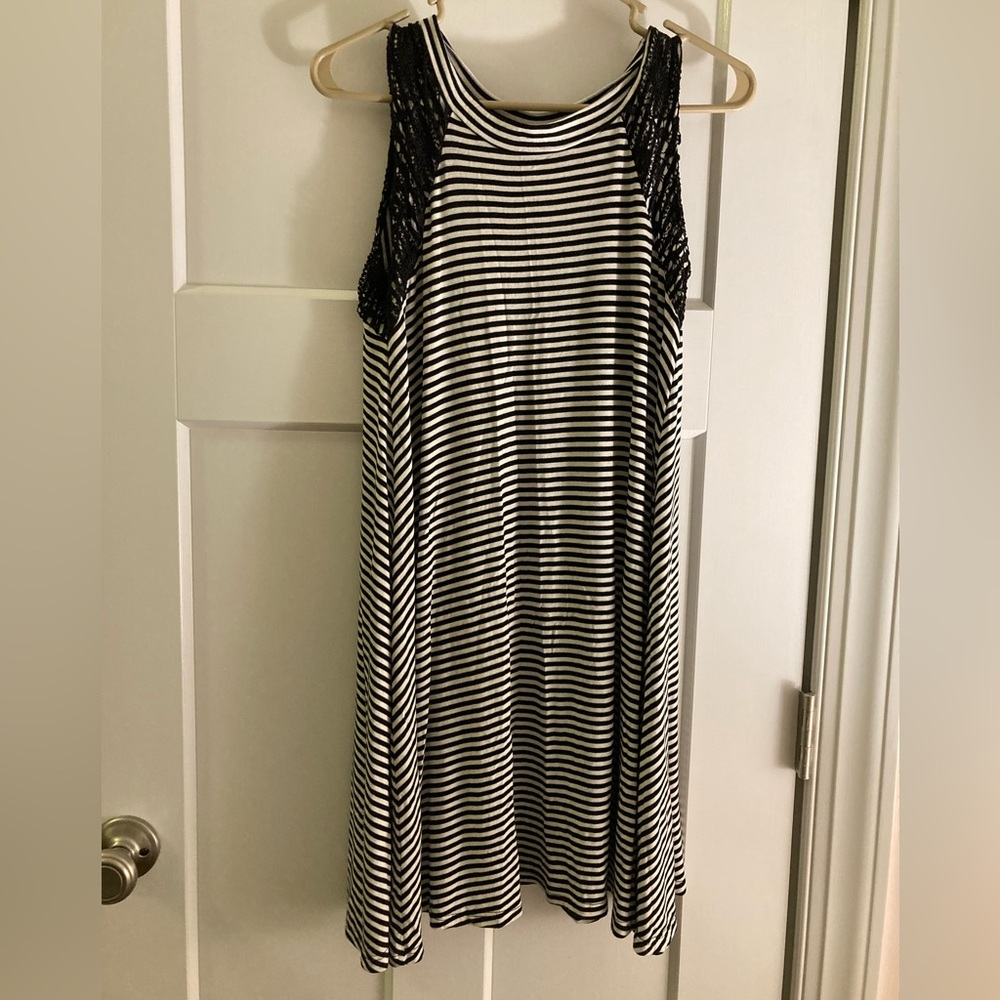 B&W striped dress | Juniors / teen XS | Alya